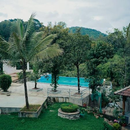 Coorggavadana Otel Madikeri Dış mekan fotoğraf